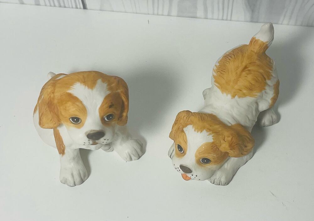 Vintage Homco #1407 Spaniel Puppy Dog Figurines- set of 2 - Excellent Condition